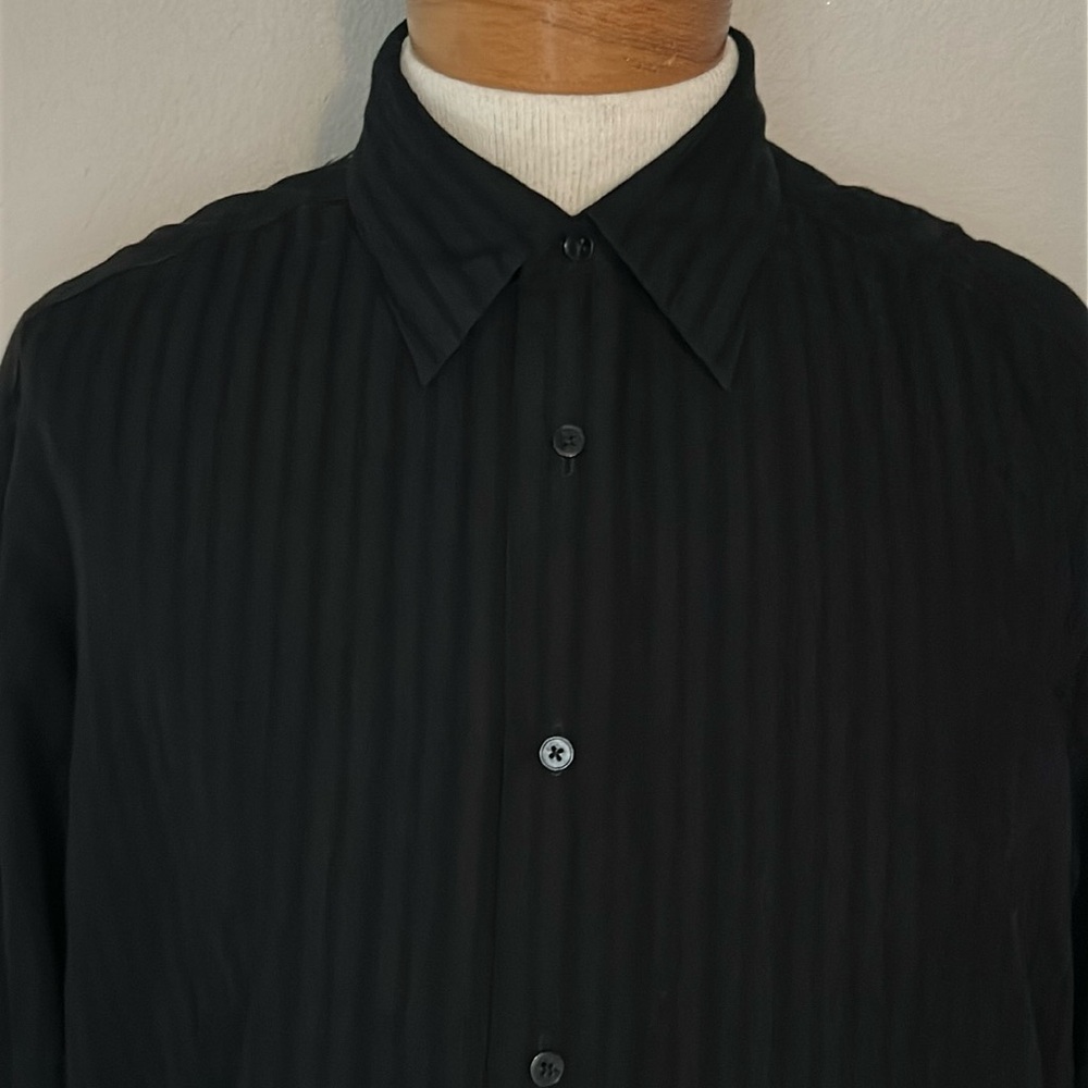 🎃 Men's Monochromatic Black Stripe Collared Button Down Shirt